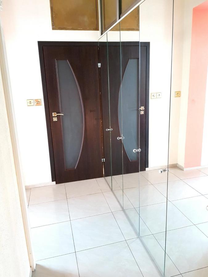 Aurora Apartament *